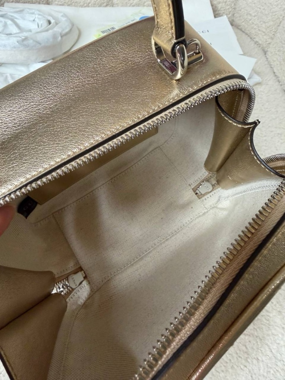 Gucci Blondie Gold Leather Top Handle Bag - Picture 6 of 12